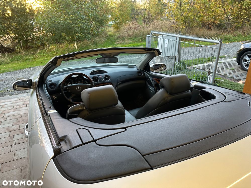 Mercedes-Benz SL 500 - 12
