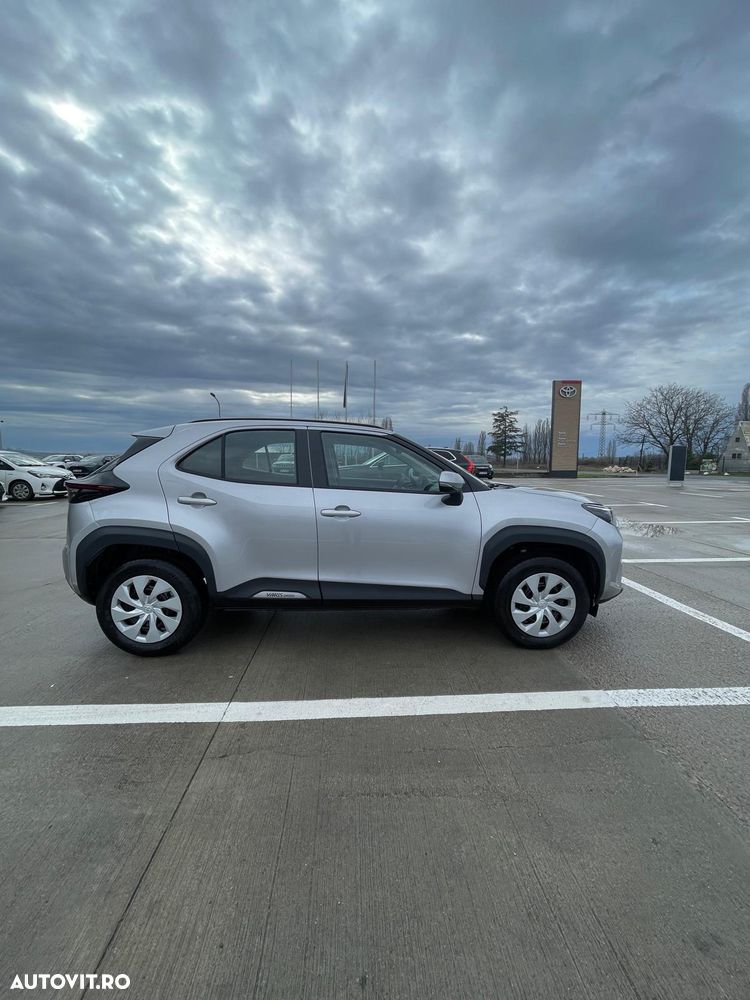 Toyota Yaris Cross 1.5 VVT-i HSD 116 4x2 HEV Active - 3