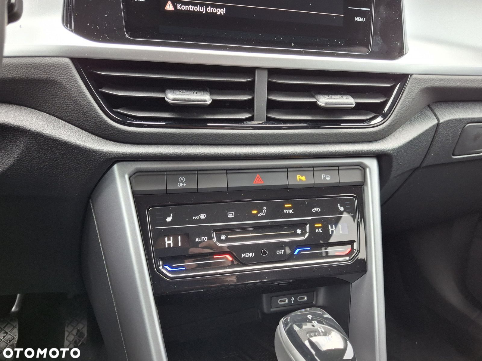 Volkswagen T-Roc 1.5 TSI Life DSG - 18