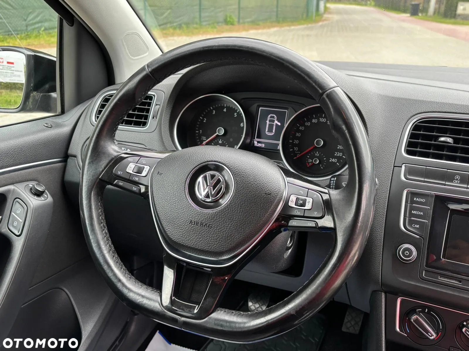 Volkswagen Polo 1.2 TSI (Blue Motion Technology) Comfortline - 14