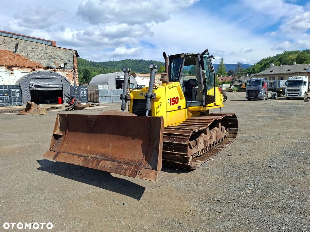 New Holland D 150 - 1