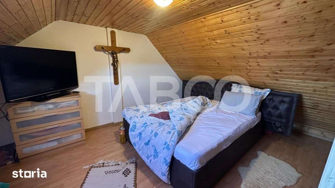 Apartament de vanzare 3 camere la casa si pivnita Selimbar Sibiu — fotografia 2