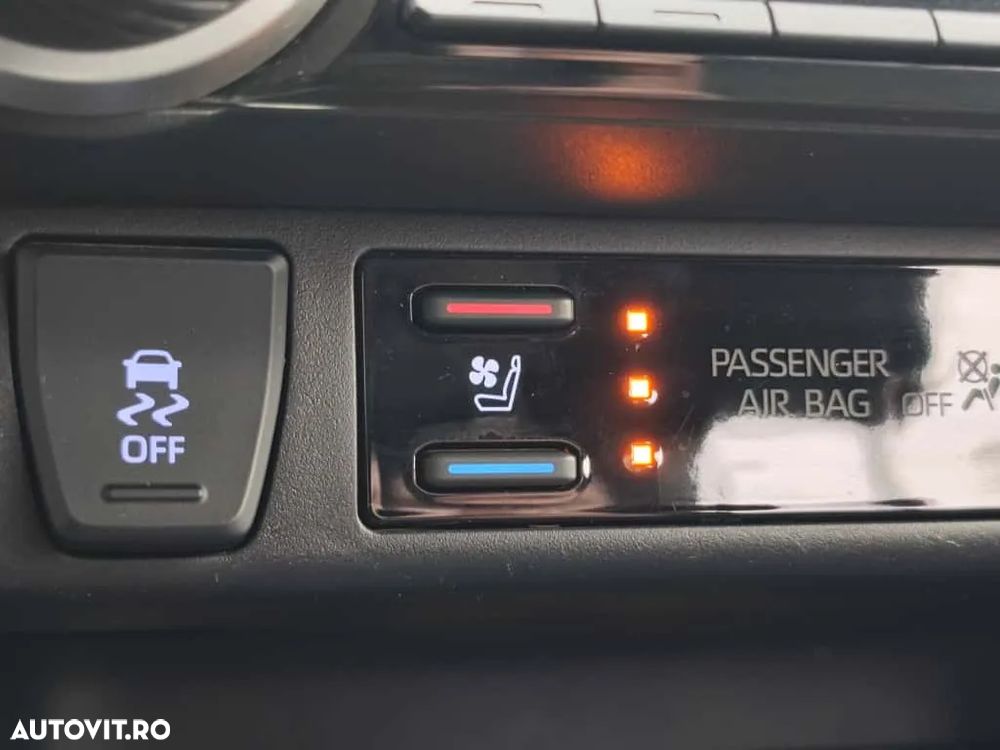 Toyota RAV4 2.5 4x4 Hybrid Lounge - 20