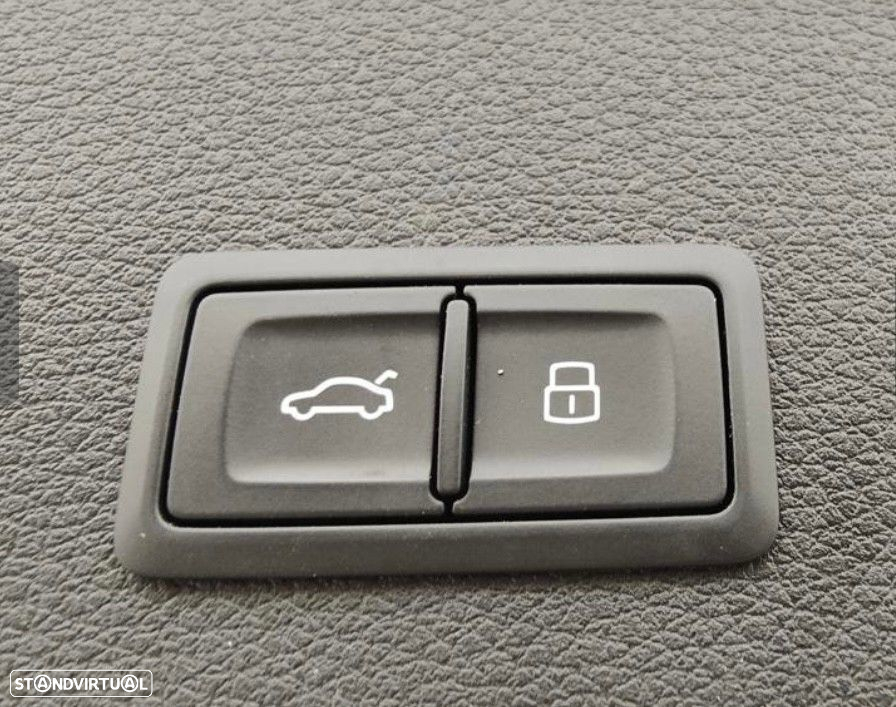 Audi e-tron 55 quattro S line - 11