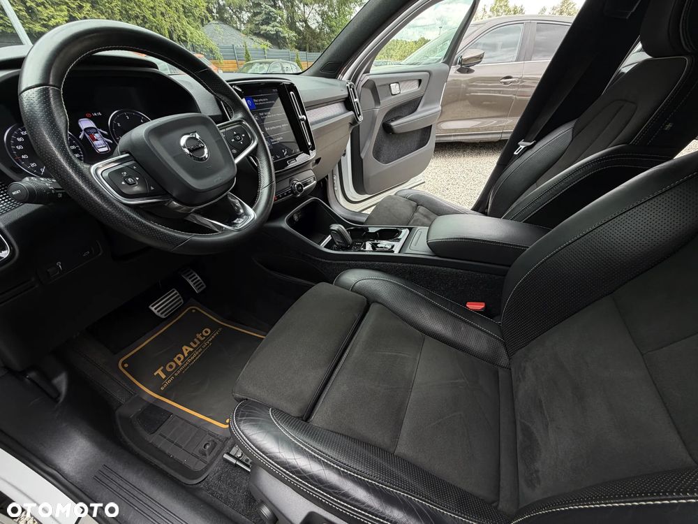 Volvo XC 40 D4 SCR AWD R-Design - 19