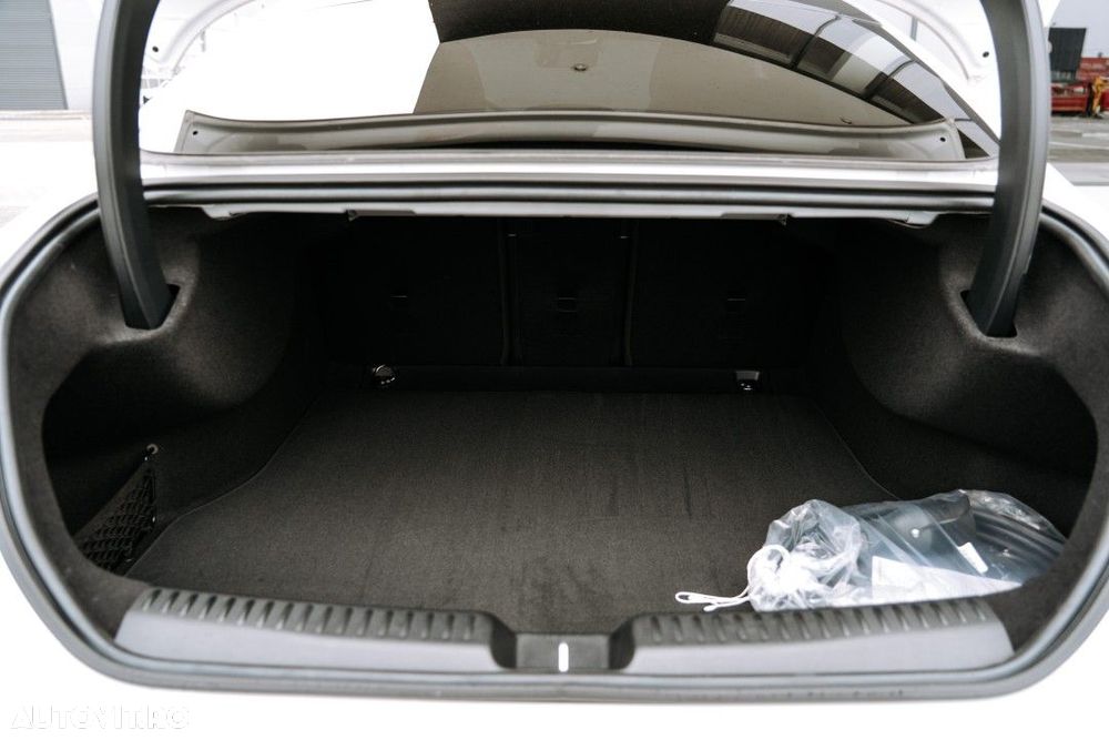 Mercedes-Benz CLA 350 4MATIC Coupe - 15