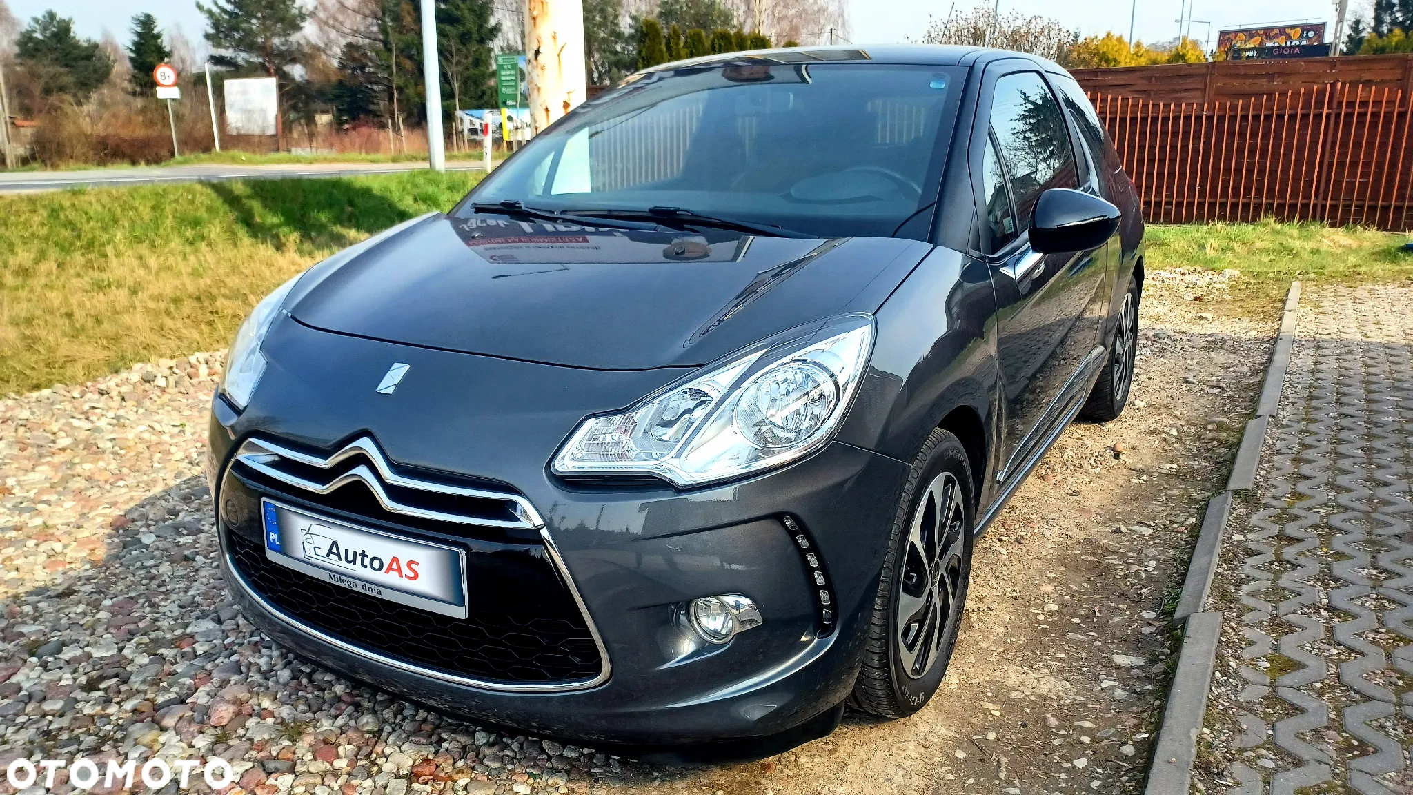 Citroën DS3 BlueHDi 100 So Paris - 3