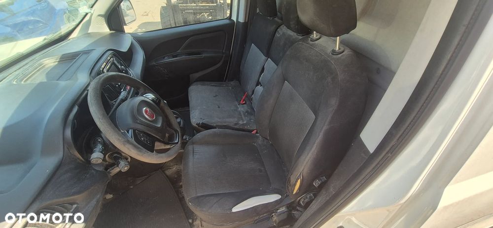 Fiat DOBLO - 17