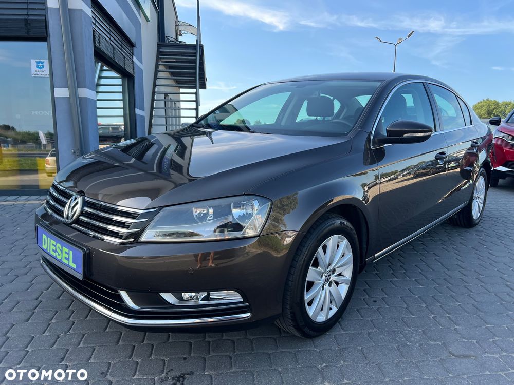 Volkswagen Passat 1.6 TDI BMT Comfortline - 4