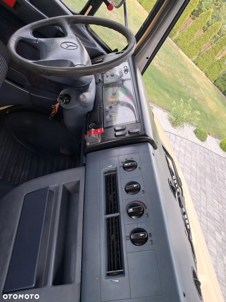 Mercedes-Benz VARIO - 27