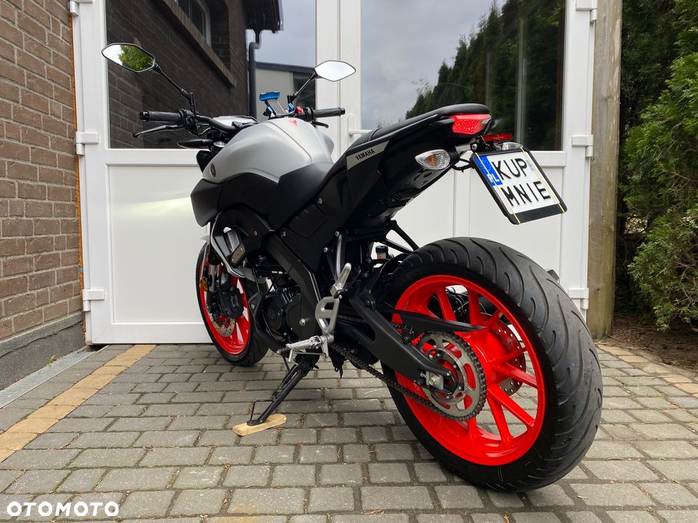 Yamaha MT - 4