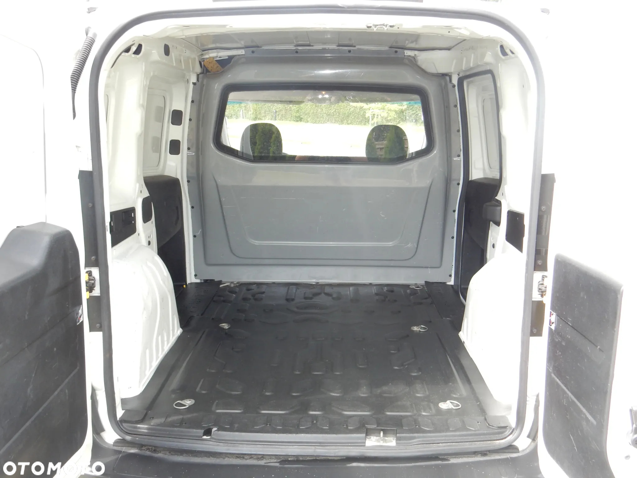Opel Combo - 9