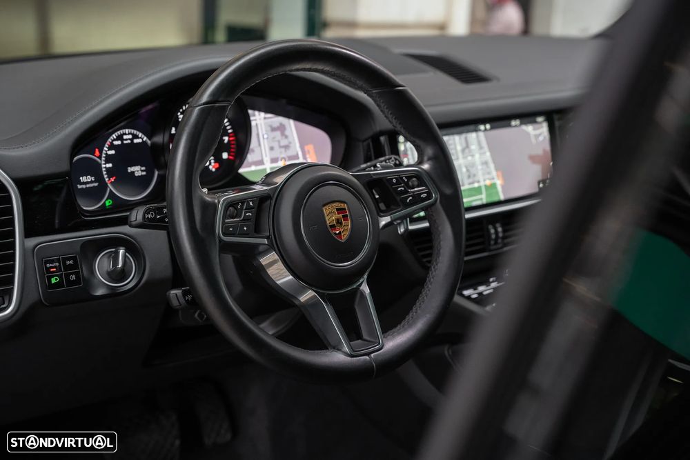 Porsche Cayenne Standard - 10