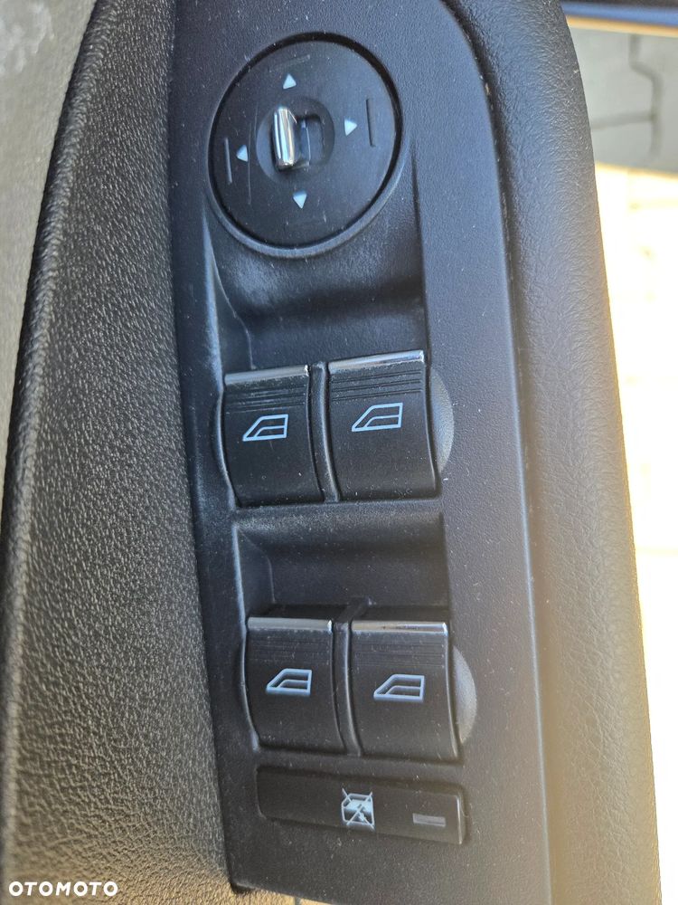 Ford Focus 1.6 16V Titanium - 16