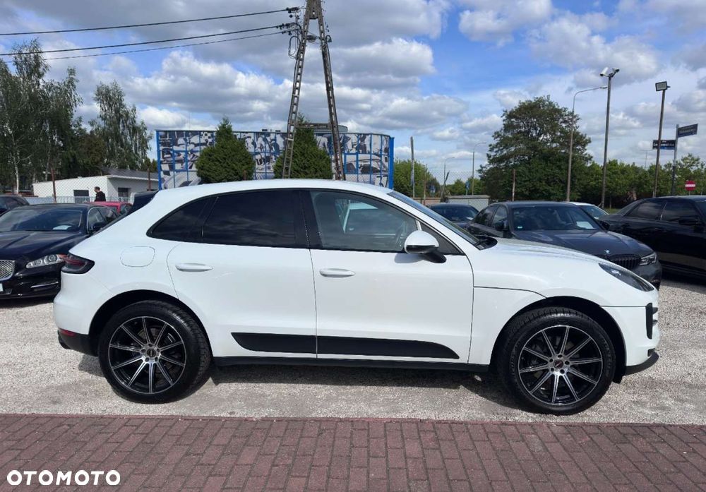 Porsche Macan - 4