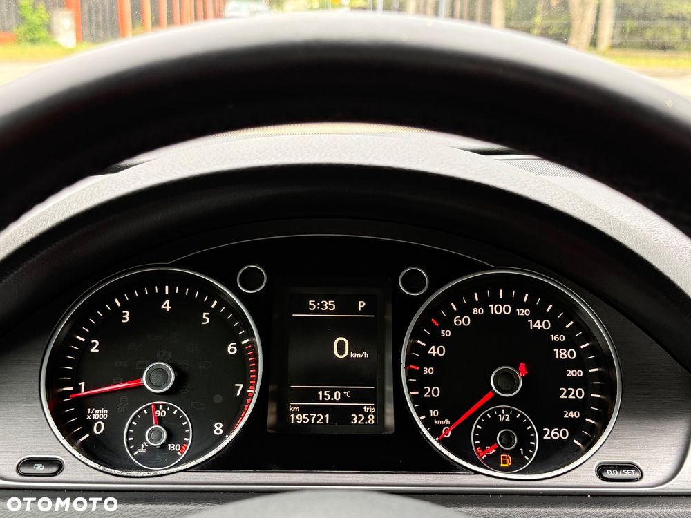 Volkswagen Passat 1.8 TSI Comfortline DSG - 22