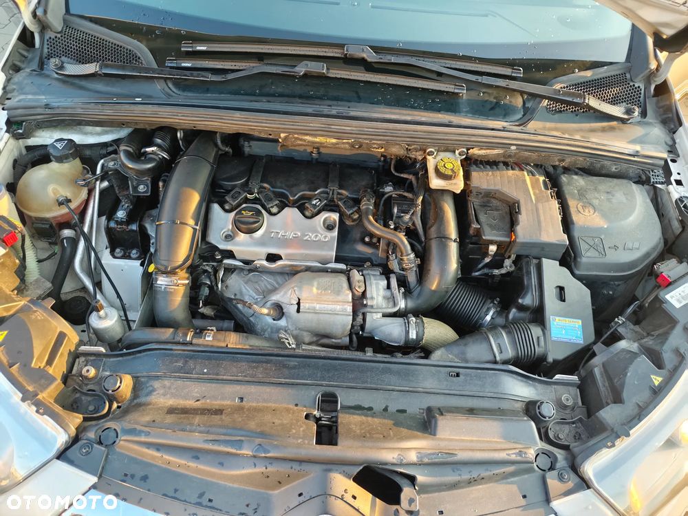 Citroën DS4 1.6 THP SportChic - 8