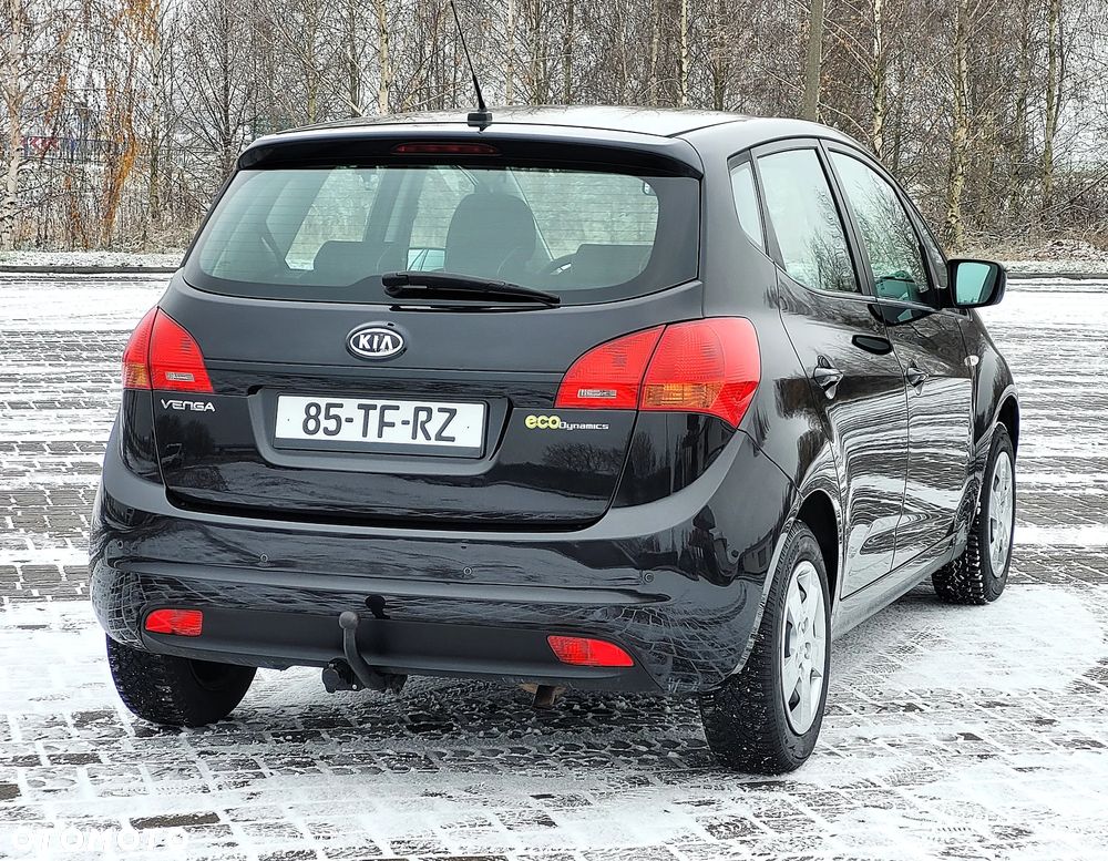 Kia Venga 1.4 CVVT Business Line - 11