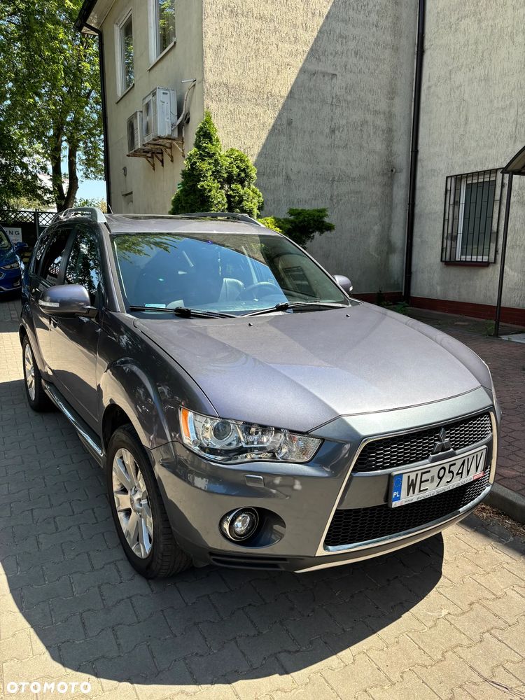 Mitsubishi Outlander 2.0 DID Intense + - 1