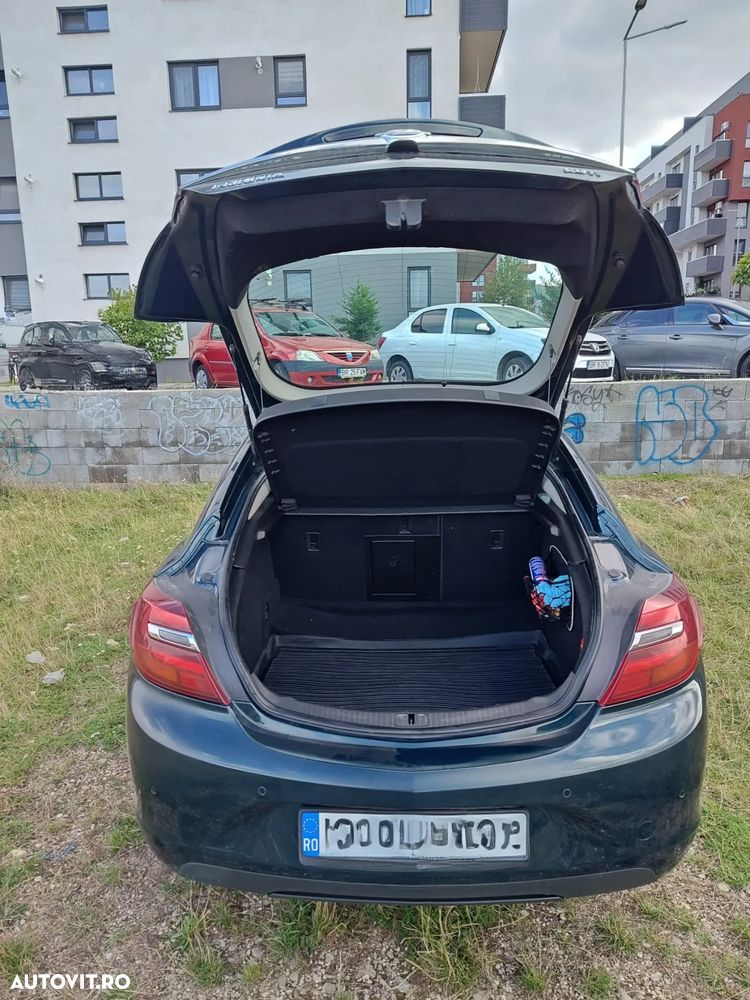 Opel Insignia 2.0 CDTI - 18
