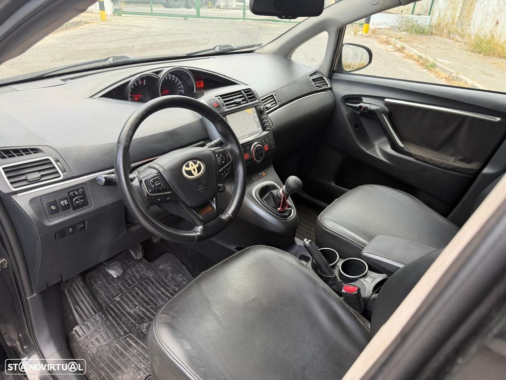 Toyota Verso 1.6 D-4D Comfort+GPS - 14