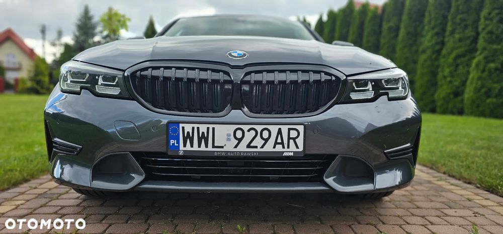 BMW Seria 3 320i xDrive Sport Line - 1