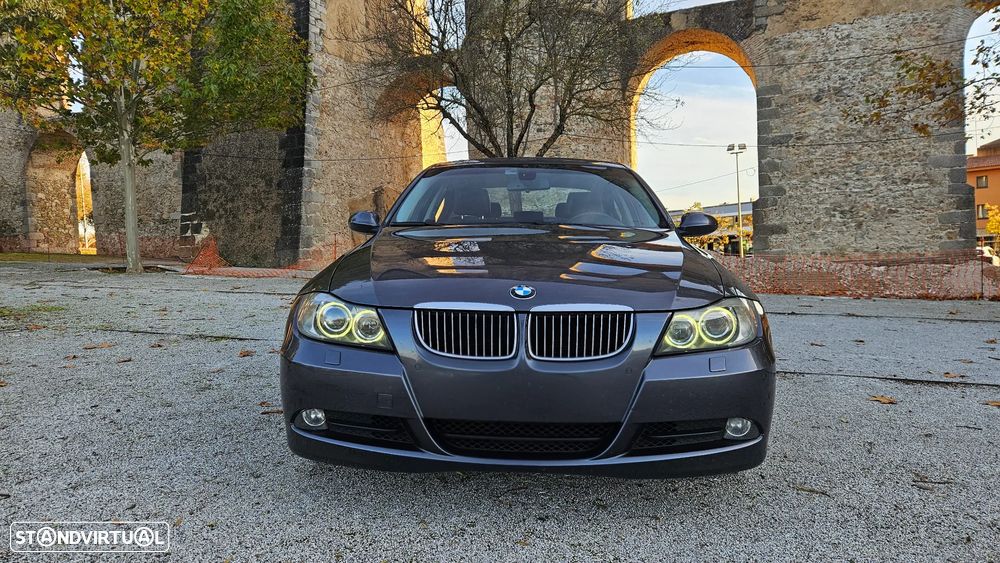 BMW 320 d Exclusive - 11