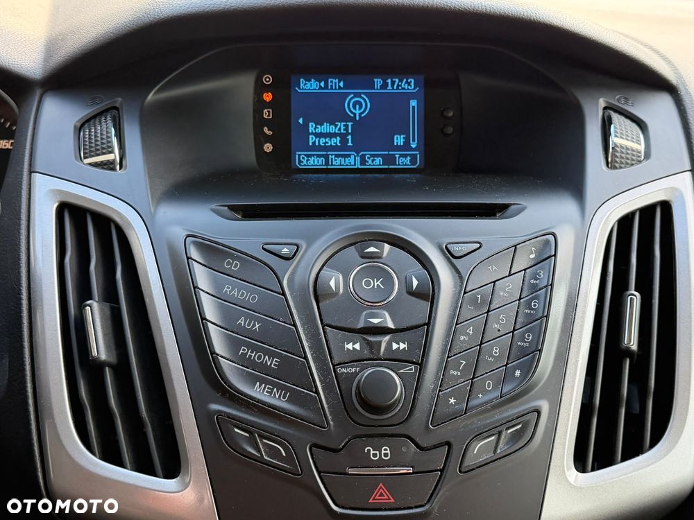 Ford Focus 1.6 Edition Start - 17