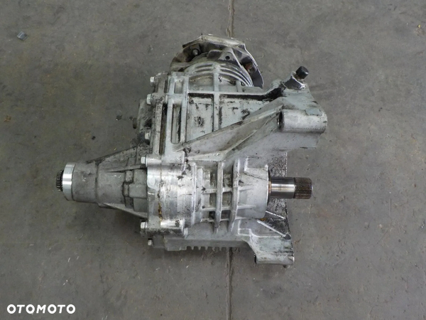 VW T5 2.5 TDI 4X4 4MOTION REDUKTOR PRZYSTAWKA SKRZYNI 02H409053D