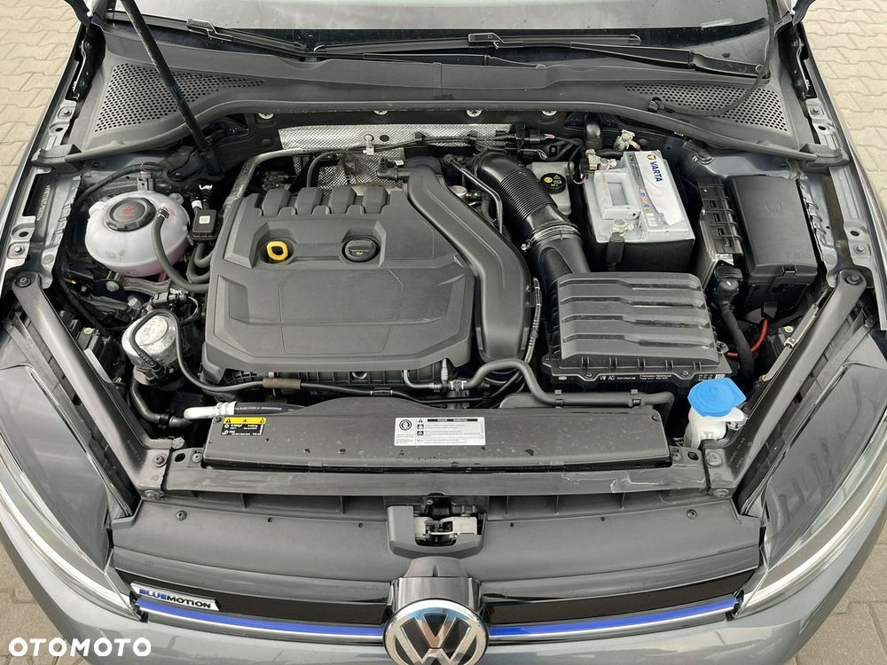 Volkswagen Golf 1.5 TSI BMT Comfortline - 15
