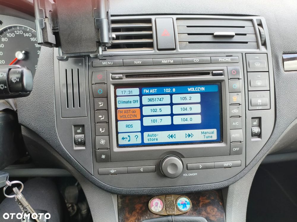 Ford Focus C-Max 2.0 TDCi Ghia - 19