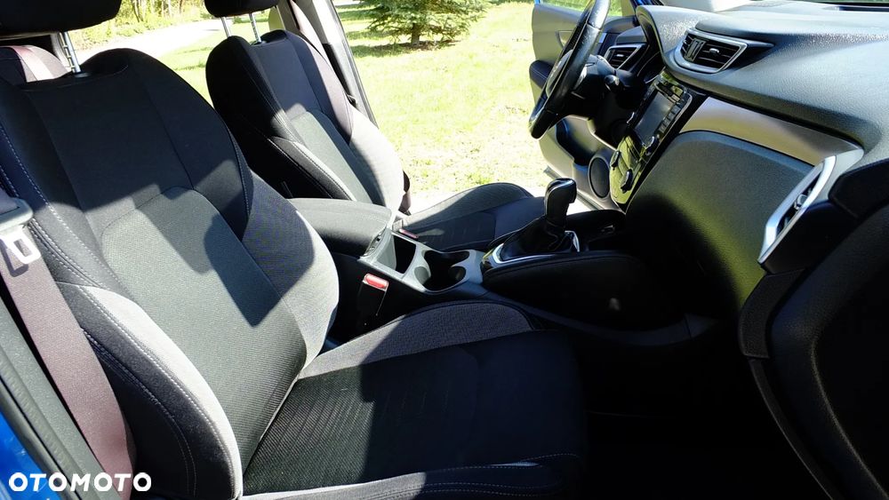 Nissan Qashqai 1.2 DIG-T N-Connecta Xtronic EU6 - 21