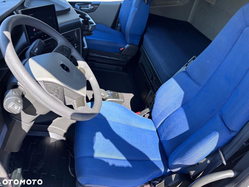 Volvo FH500 4X2 AERO - 11