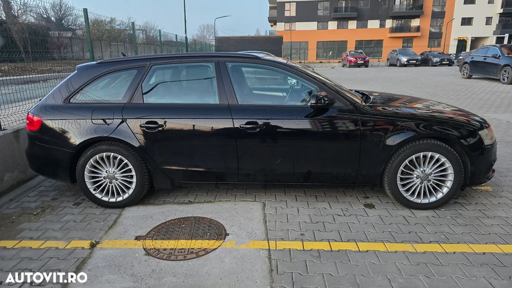 Audi A4 Avant 2.0 TDI DPF multitronic Ambition - 5