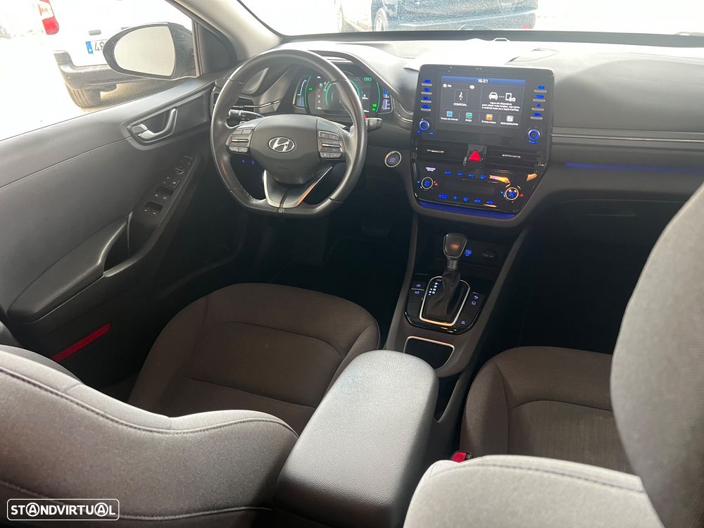 Hyundai Ioniq 1.6 GDI HEV Hybrid Tech - 12