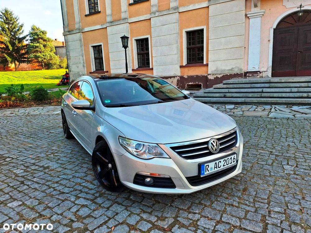 Volkswagen Passat CC 2.0 TDI BlueMotion Technology DSG - 1