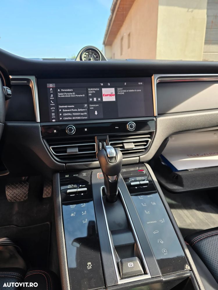 Porsche Macan Standard - 9