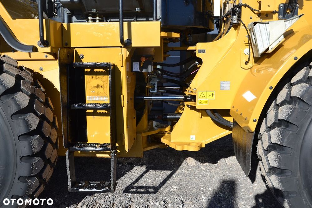 Caterpillar CAT 966 M - 19