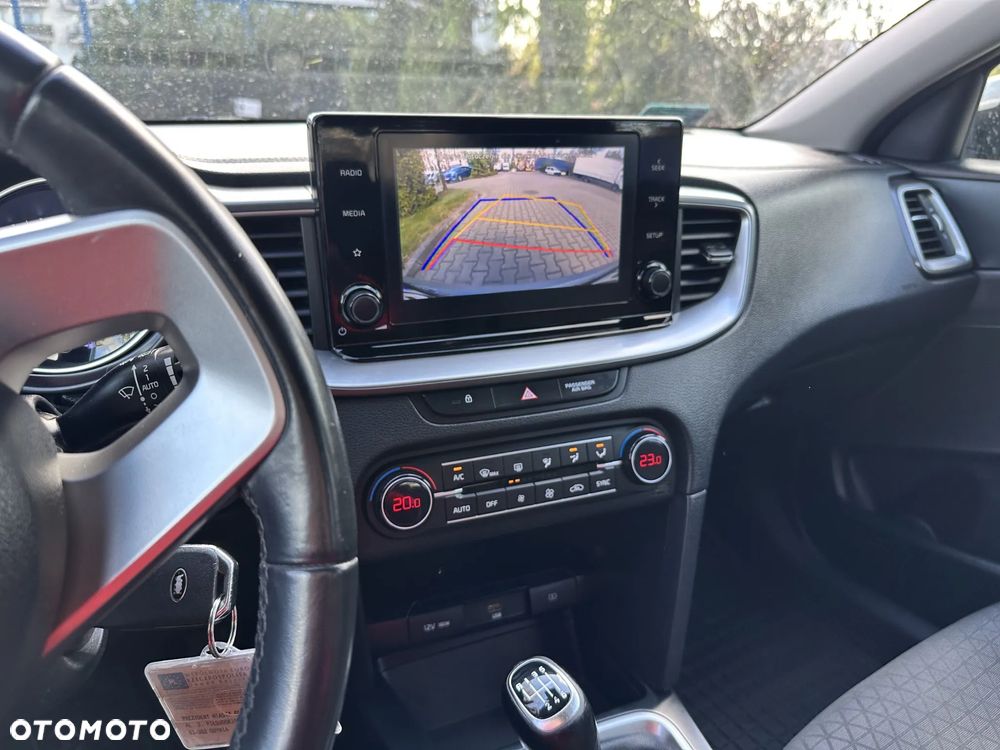Kia Ceed 1.0 T-GDI M - 26