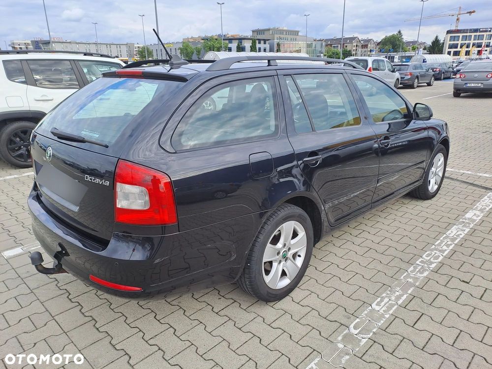 Skoda Octavia 2.0 TDI DPF Ambition - 10