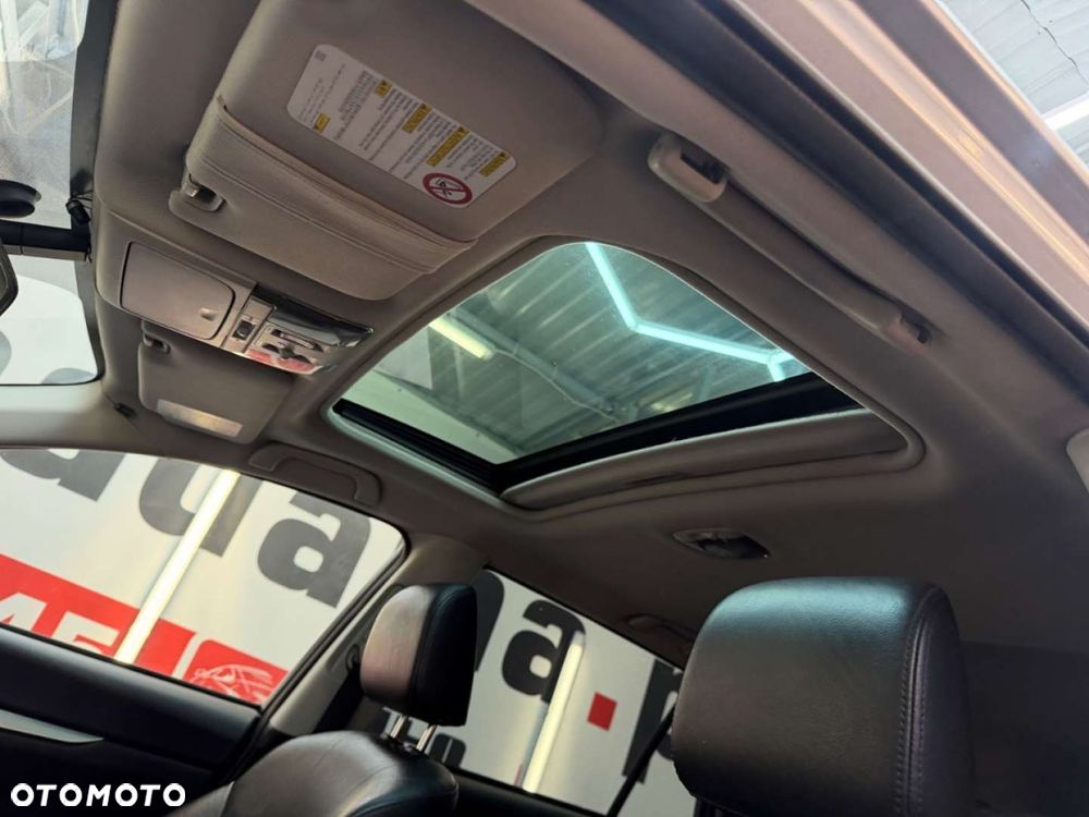 Subaru Outback - 25