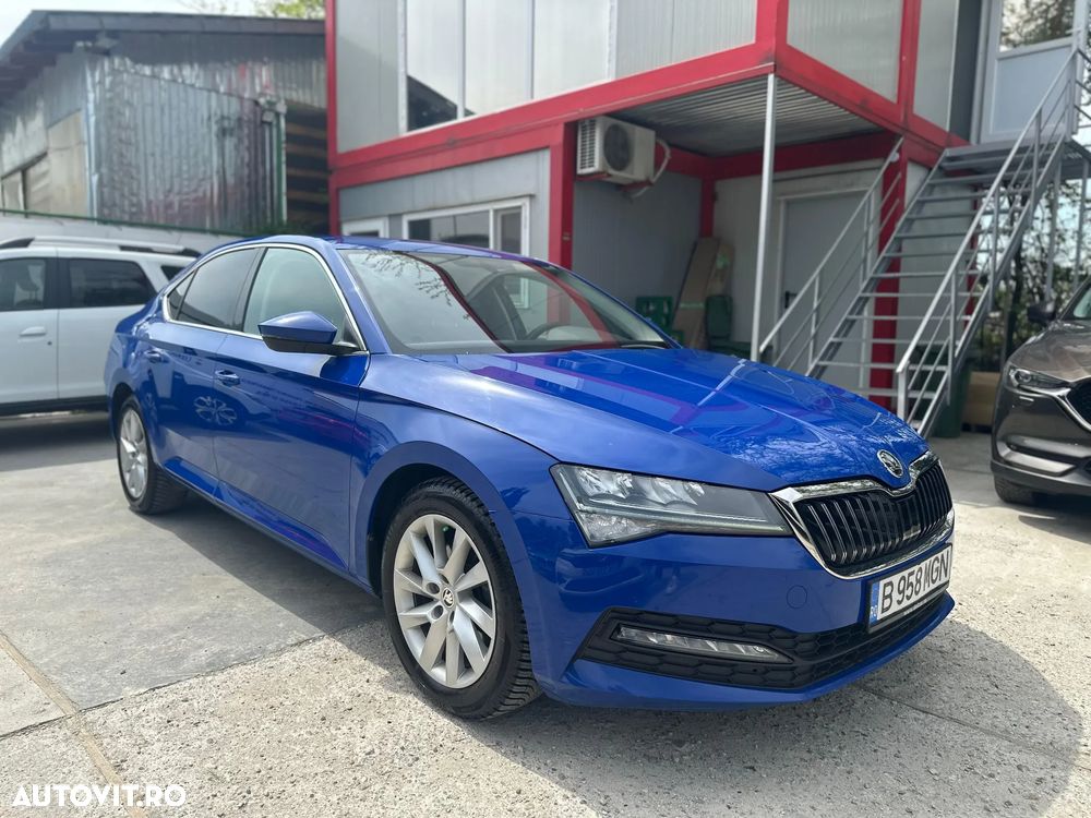 Skoda Superb 2.0 TDI DSG Ambition - 4
