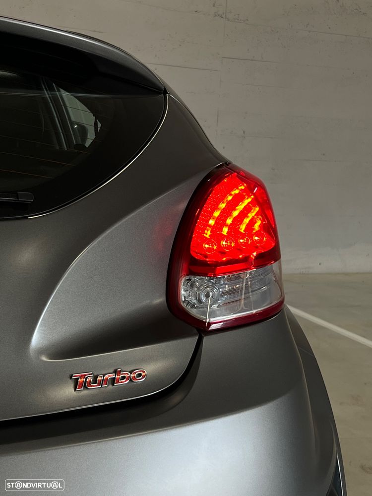 Hyundai Veloster 1.6 Turbo Matt Finish - 27