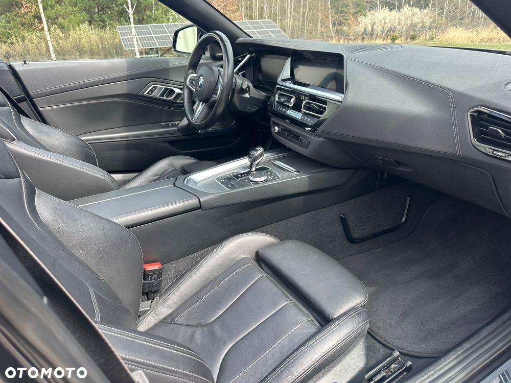 BMW Z4 sDrive28i - 29