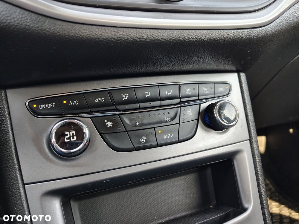 Opel Astra 1.5 CDTI S&S - 19
