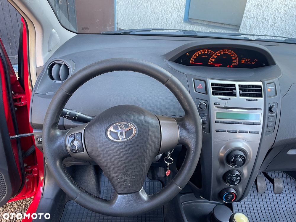 Toyota Yaris 1.33 Luna - 10