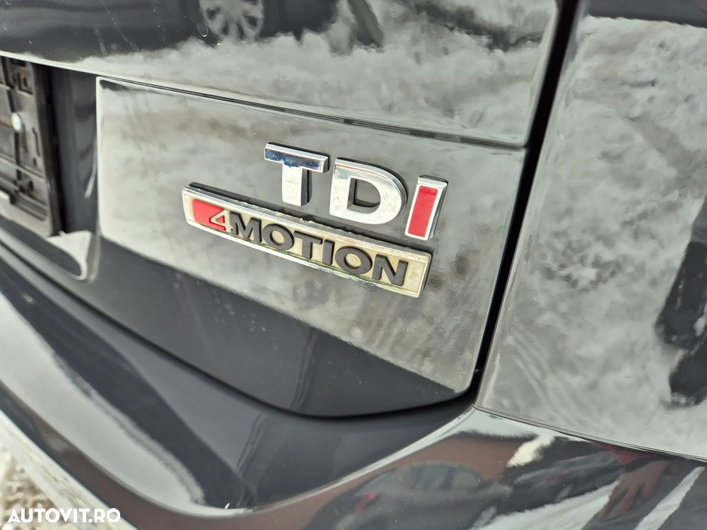 Volkswagen Golf 1.6 TDI 4Motion BlueMotion Technology Lounge - 16