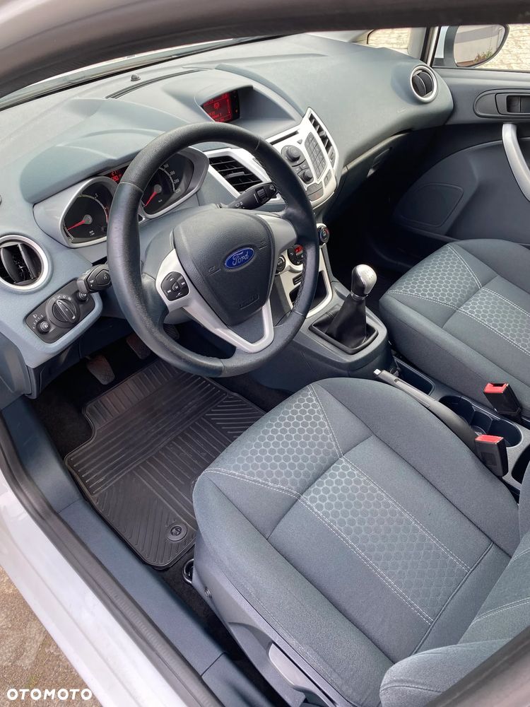 Ford Fiesta 1.25 Titanium - 13
