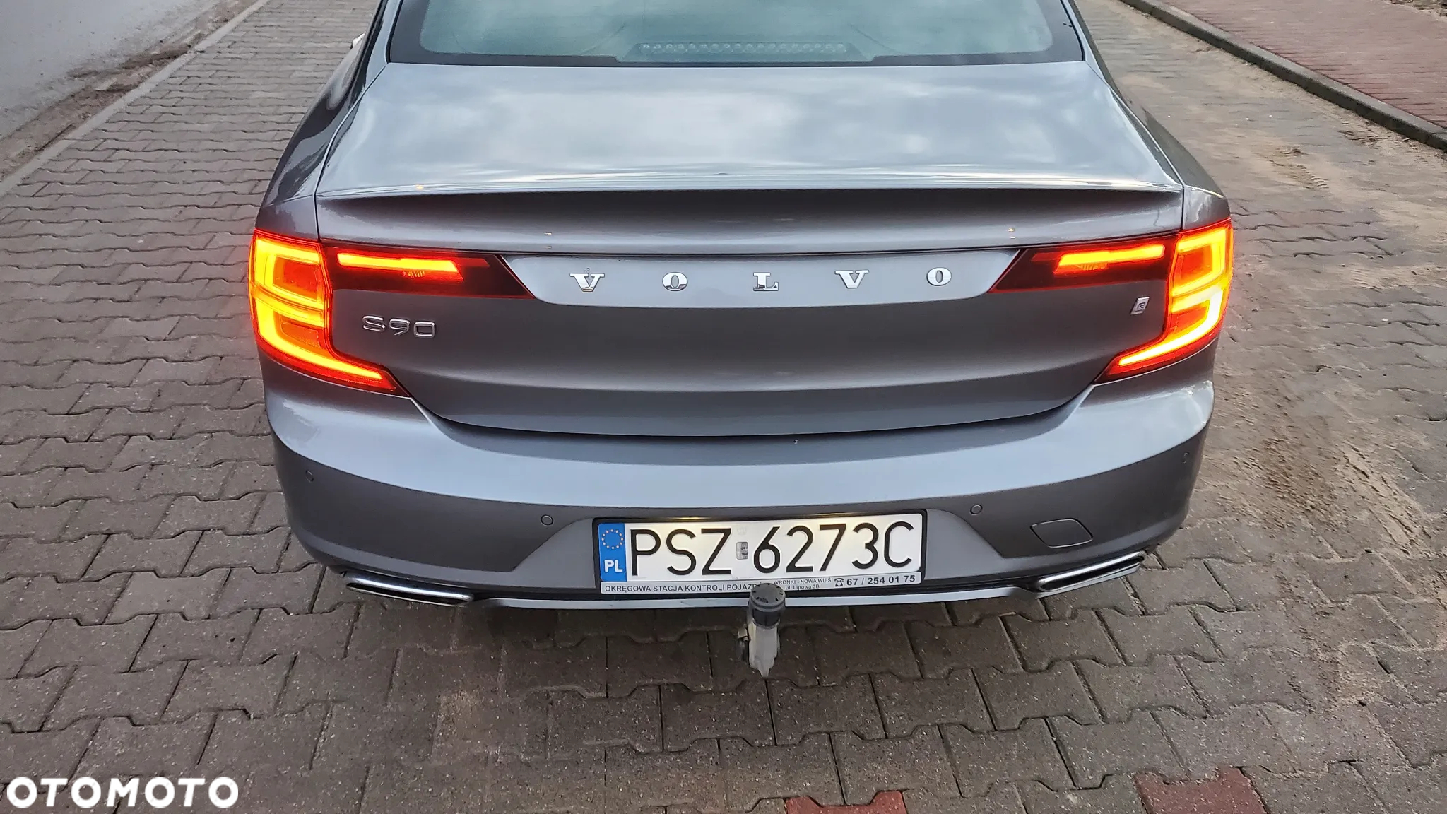 Volvo S90 D4 AWD Geartronic R Design - 9