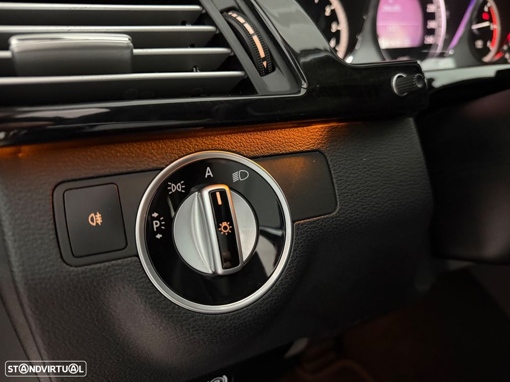 Mercedes-Benz E 250 CDI Avantgarde BlueEfficiency Auto. - 24